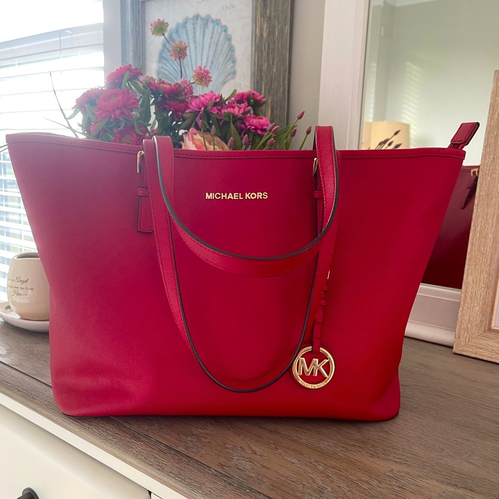 MK red jet set tote
